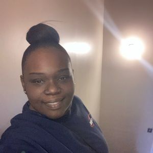 Meet your Posher, Jamella